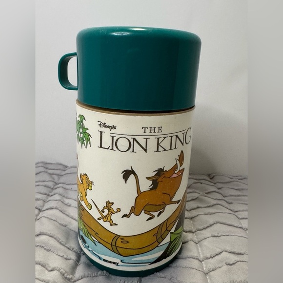 Disney's The Lion King  vintage Aladdin Thermos with lid - Picture 1 of 9